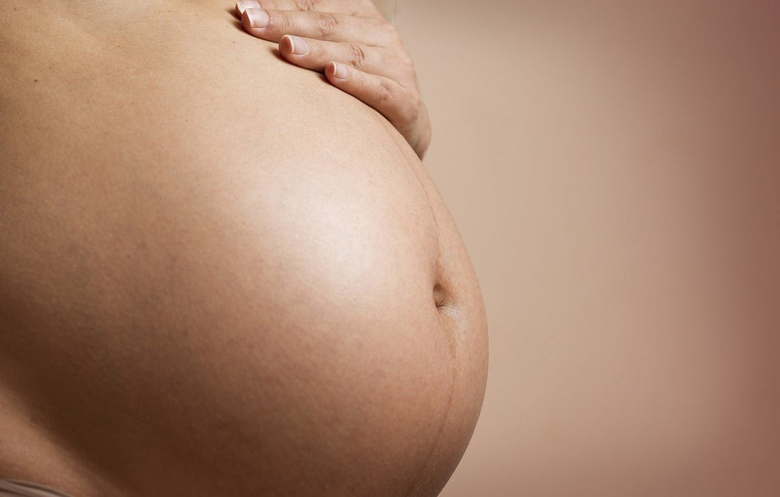 5 Ways to Manage Swelling During Pregnancy - Kineon